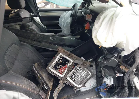 2023 Jeep Grand Wagoneer Series Iii 4X4 from USA, damaged, VIN 1C4SJVGP5PS508078